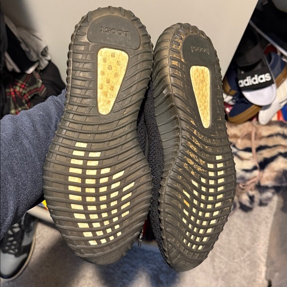 Yeezy Boost 350 - Picture 8 of 8